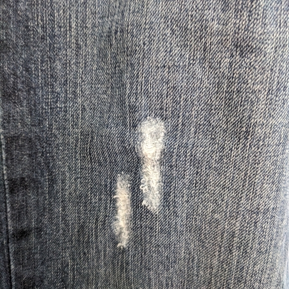 Old Navy The Flirt Distressed Jeans Size 18 Regular - Picture 4 of 6